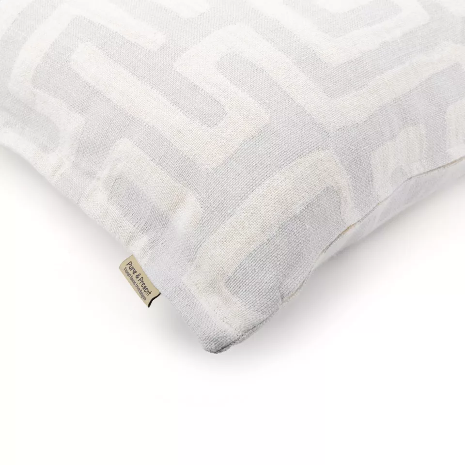 Cushion Neguri (col 01)